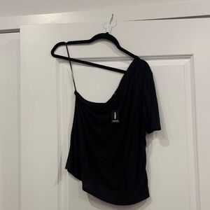 Express Black  One shoulder NWT sz med Asymmetrical Blouse
